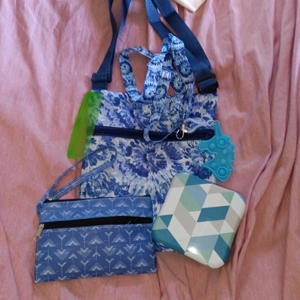 blue convention bag